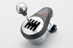 画像ギャラリー No.002のサムネイル画像 / HW短評:Thrustmaster「TH8A Add-On Shifter」(1)ステアリングコントローラ用の別売りシフトユニットを取り付けてみる