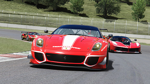 画像ギャラリー No.002のサムネイル画像 / Thrustmaster,Ferrari Esportsとのコラボ継続を発表