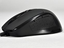 画像ギャラリー No.008のサムネイル画像 / SCEのライセンスを得たPS3用マウスはどれだけ使えるのか。HORIの「タクティカルアサルトコマンダー3」を試す