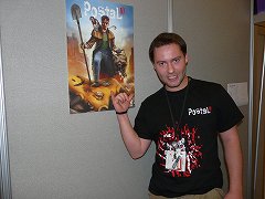 画像ギャラリー No.001のサムネイル画像 / ［E3 2010］あの問題作がついに目覚める！ 「Postal III」は，大不況に襲われたアメリカで職探しに奔走するポスタル・デュードの忍耐力がカギ