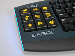 画像ギャラリー No.009のサムネイル画像 / OCZ製キーボード「Sabre」レビュー。有機ELパネルを埋め込んだプログラマブルキーは誰のためのものか