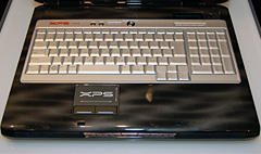 画像ギャラリー No.015のサムネイル画像 / Dell,GeForce 8700M GT SLI採用のノートPC「XPS M1730」発表