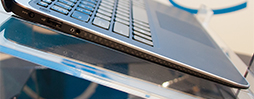 画像ギャラリー No.005のサムネイル画像 / Dell,同社初のUltrabook「XPS 13」を国内発表。8万9980円からで,本日より販売を開始