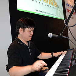 画像ギャラリー No.008のサムネイル画像 / ［TGS 2011］モモーイこと桃井はるこさんも参加した「伊藤賢治のトライアングル・セッション」の公開録音をレポート 