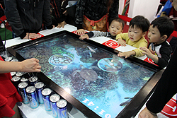 画像ギャラリー No.008のサムネイル画像 / ［G-Star 2011］モバイルゲーム一筋の「COM2US」が単独でブース出展。韓国のモバイル市場などを聞いた
