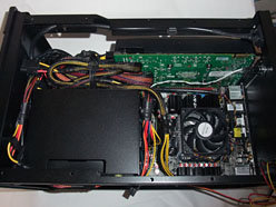 画像ギャラリー No.011のサムネイル画像 / LANパーティまであと何マイル？ 小型ゲーム用PCを自作してLANパーティに持って行こうというお話（前編）
