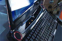 画像ギャラリー No.016のサムネイル画像 / MSI,CeBIT 2010開幕に先立ち,Big Bangやゲーマー向けノートPCなど新製品を一挙公開