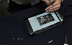 画像ギャラリー No.006のサムネイル画像 / ［COMPUTEX］MSIに聞く，129ドルのノートPC向けグラフィックス拡張ボックス「GUS」詳細。内部写真を世界初公開