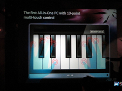 画像ギャラリー No.012のサムネイル画像 / ［COMPUTEX］ASUSプレスカンファレンス詳報。モバイル向け市場への注力が感じられる超薄型ノートPCや「Padfone」などが登場