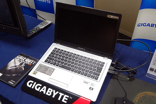 画像ギャラリー No.001のサムネイル画像 / GIGABYTE，ゲーマー向けUltrabookを発表。「GeForce GT 650M」採用モデルと「GeForce GT 640M」採用モデルの2機種