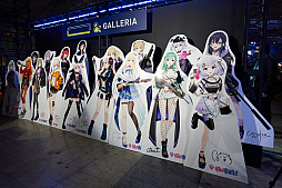 画像ギャラリー No.008のサムネイル画像 / DreamHack Japan 2023のPC事情をチェック。すぐに遊びたい人向けのGALLERIA，こだわりたい人向けのカスタムPC相談を展開していたIntel