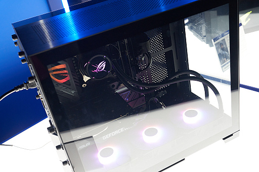 画像ギャラリー No.026のサムネイル画像 / DreamHack Japan 2023のPC事情をチェック。すぐに遊びたい人向けのGALLERIA，こだわりたい人向けのカスタムPC相談を展開していたIntel