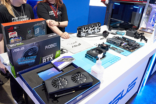 画像ギャラリー No.030のサムネイル画像 / DreamHack Japan 2023のPC事情をチェック。すぐに遊びたい人向けのGALLERIA，こだわりたい人向けのカスタムPC相談を展開していたIntel