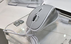 画像ギャラリー No.018のサムネイル画像 / ［COMPUTEX］Arctic Coolingのブースが大変なことになっていた件