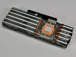 画像ギャラリー No.003のサムネイル画像 / Arctic Cooling製GPUクーラー「Accelero XTREME Plus」レビュー。別売りマウンタで汎用性を増したハイエンドモデル,これは買いだ