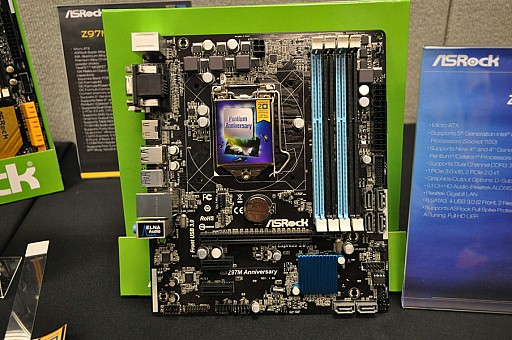 画像ギャラリー No.008のサムネイル画像 / ［COMPUTEX］ASRock，BMWデザインのゲーマー向けMini-ITXベアボーン「M8」のZ97モデルほか，DDR4スロットを搭載した未発表の「X99」搭載マザーを展示