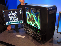 画像ギャラリー No.011のサムネイル画像 / ［IDF Fall 07］Intel，「Penryn」世代のCPUを11月にリリースと発表