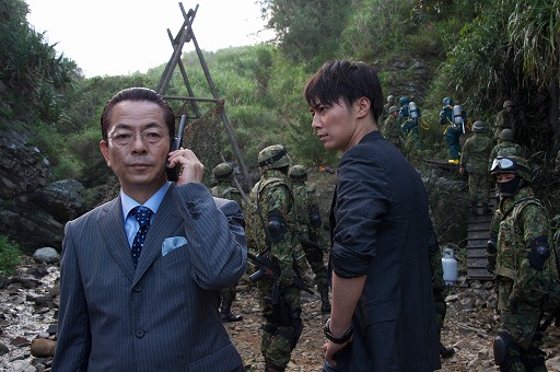 画像ギャラリー No.003のサムネイル画像 / 「キネマ51」：第32回上映作品は「相棒 -劇場版III- 巨大密室！ 特命係 絶海の孤島へ」