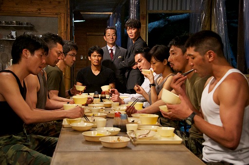 画像ギャラリー No.006のサムネイル画像 / 「キネマ51」：第32回上映作品は「相棒 -劇場版III- 巨大密室！ 特命係 絶海の孤島へ」