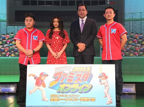 画像ギャラリー No.018のサムネイル画像 / 「ファミスタ オンライン 全国トーナメント」の決勝大会をレポート。槙原寛己さんと石川梨華さんも応援に駆けつけた!