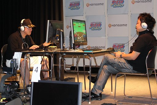 画像ギャラリー No.011のサムネイル画像 / 「ファミスタ オンライン 全国トーナメント」の決勝大会レポート。屋鋪 要氏と川村ゆきえさんがゲストで登場