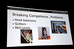 画像ギャラリー No.049のサムネイル画像 / ［GDC 2012］エアリスは冒険の途中で死んでしまったからこそ良いのだ――ゲームデザインのルールをあえて破る有効性