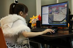 画像ギャラリー No.003のサムネイル画像 / 「ルーセントハート」にてイベント「まいにゃがルーハーにやってきた！」開催。インゲームでダンスを披露した小桃音まいさんにインタビュー