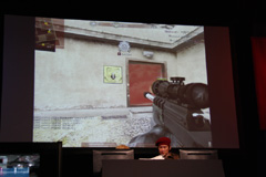 画像ギャラリー No.018のサムネイル画像 / FPS「Alliance of Valiant Arms」,日韓最強クランの対決が実現! 「AVAれ祭2010〜秋葉原の陣〜」レポート