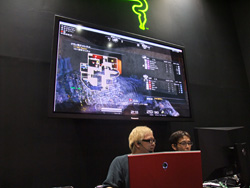画像ギャラリー No.008のサムネイル画像 / ［TGS 2011］優勝はどのチームに？「Razer TGS Tournament」，AVA部門とSF部門の決勝戦をレポート