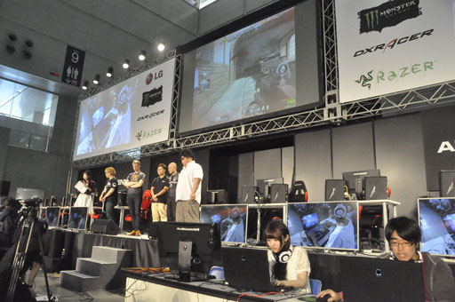 画像ギャラリー No.007のサムネイル画像 / ［TGS 2014］新MAPと新CO-OPモードが発表された「Alliance of Valiant Arms」のサプライズステージをレポート。「AGC2014」は日本代表クランが優勝