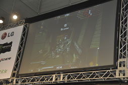 画像ギャラリー No.012のサムネイル画像 / ［TGS 2014］新MAPと新CO-OPモードが発表された「Alliance of Valiant Arms」のサプライズステージをレポート。「AGC2014」は日本代表クランが優勝