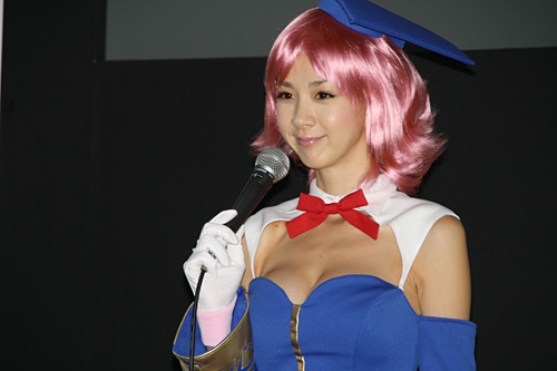 画像ギャラリー No.013のサムネイル画像 / ［TGS 2011］ほしのあきさんをPR大使に任命。会員数300万人を誇るハンゲームの人気オンラインRPGのスマートフォン版「チョコットランドSP」が発表に