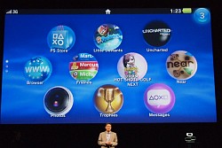 画像ギャラリー No.034のサムネイル画像 / Wi-Fi，3G，左右アナログスティック搭載の次世代PSP「Next Generation Portable」，年末を皮切りに順次発売。「PlayStation Meeting」レポート【実況まとめ版】