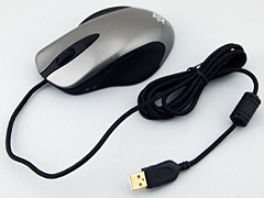 画像ギャラリー No.012のサムネイル画像 / SteelSeris初のゲーマー向けマウス「Ikari Optical」レビューを掲載
