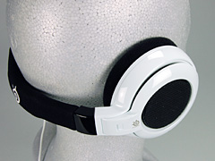 画像ギャラリー No.015のサムネイル画像 / SteelSeriesのゲーマー向けヘッドセット「Siberia Neckband」レビュー掲載