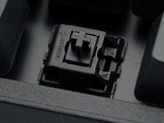 画像ギャラリー No.011のサムネイル画像 / 全キー同時押し対応のゲーマー向けキーボード「SteelSeries 7G」レビュー掲載