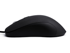 画像ギャラリー No.009のサムネイル画像 / SteelSeries,ゲーマー向けマウスの新製品「Xai」「Kinzu」を発表。マウスパッドの新型も