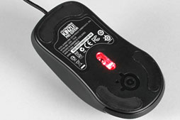 画像ギャラリー No.020のサムネイル画像 / 「SteelSeries Kinzu v2 Pro Edition」レビュー。センサーとボタンを改善して再登場したKinzuは選択肢となるか