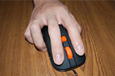 画像ギャラリー No.019のサムネイル画像 / 「SteelSeries Kana」レビュー。サイドボタンのある小型マウスを探しているなら検討に値する