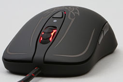 画像ギャラリー No.007のサムネイル画像 / SteelSeriesの「Diablo III Mouse」レビュー。タイアップ品は果たして「おもちゃ」か「ガチ向け」か