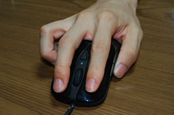 画像ギャラリー No.023のサムネイル画像 / 「SteelSeries Sensei［Raw］」レビュー。Senseiの廉価版は「BlizzardとコラボしていないDiablo III Mouse」だった!?