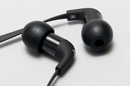 画像ギャラリー No.018のサムネイル画像 / 【PR】「SteelSeries Flux In-Ear」シリーズ2モデル検証レポート。「ゲーマー向けカナル型ヘッドセット」は確かにゲーム向きだった