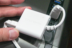 画像ギャラリー No.011のサムネイル画像 / ［TGS 2013］SteelSeries，本当に久々のシリーズ完全新作。今秋発売予定のヘッドセット「Siberia Elite」と「9H」をまじまじとチェックしてみた