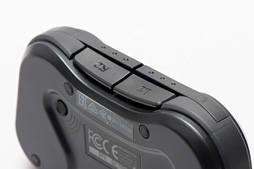 画像ギャラリー No.021のサムネイル画像 / iPhone&iPad専用のワイヤレスゲームパッド「SteelSeries Stratus」レビュー。これはデキがいい