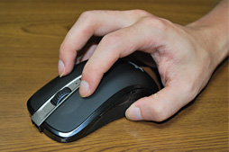 画像ギャラリー No.051のサムネイル画像 / SteelSeriesのワイヤレスマウス「Sensei Wireless」レビュー。ケーブルから解放された“先生”の実力を探る