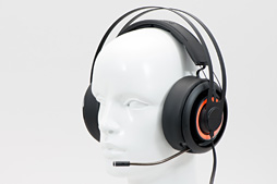 画像ギャラリー No.024のサムネイル画像 / 【PR】ゲーマー向けヘッドセット「SteelSeries Siberia v3」を試す。PCにゲーム機，モバイルに対応の新世代モデルは，新しい鉄板だ