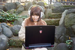 画像ギャラリー No.032のサムネイル画像 / 【PR】ゲーマー向けヘッドセット「SteelSeries Siberia v3」を試す。PCにゲーム機，モバイルに対応の新世代モデルは，新しい鉄板だ
