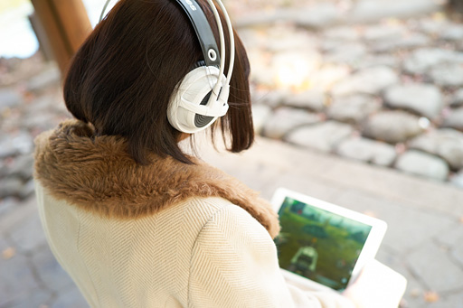 画像ギャラリー No.035のサムネイル画像 / 【PR】ゲーマー向けヘッドセット「SteelSeries Siberia v3」を試す。PCにゲーム機，モバイルに対応の新世代モデルは，新しい鉄板だ