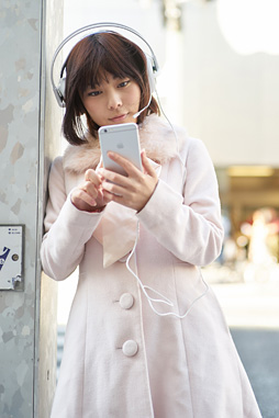 画像ギャラリー No.040のサムネイル画像 / 【PR】ゲーマー向けヘッドセット「SteelSeries Siberia v3」を試す。PCにゲーム機，モバイルに対応の新世代モデルは，新しい鉄板だ
