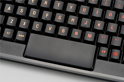 画像ギャラリー No.008のサムネイル画像 / SteelSeries製キーボード「Apex M800」レビュー。独自のメカニカルキースイッチ「QS1」は,ゲームプレイに何をもたらすか